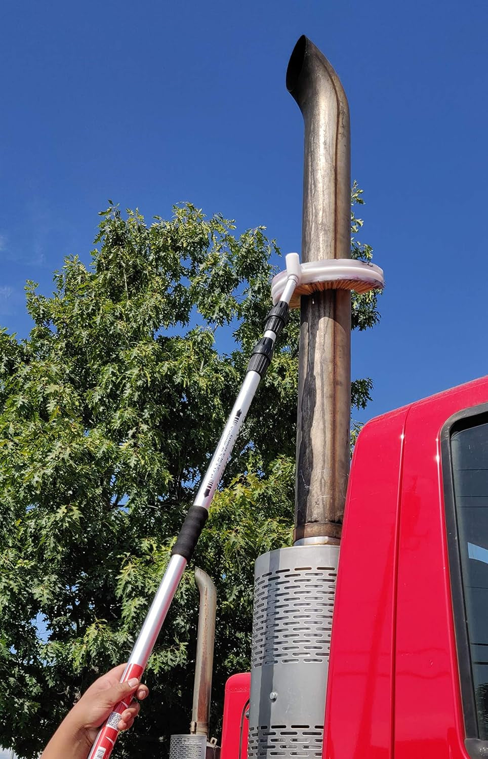 Curved Wash Brush for Exhaust Stack Pipes with Natural Tampico Fiber, Truck Cleaning Brush, Ideal Scrub Brush for Truck Exhaust Stack Pipes ((8"-10" Diameter)